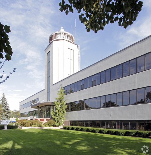 More Photos Of 400 Reservoir Ave, Providence Office For Sale