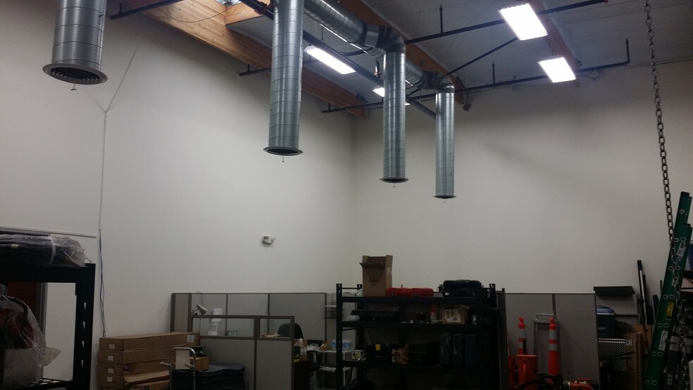 More Photos Of 9383 Charles Smith Ave, Rancho Cucamonga Warehouse For Lease