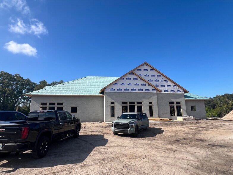 Primary Photo Of 6642 Big Bend Rd, Gibsonton Office For Lease