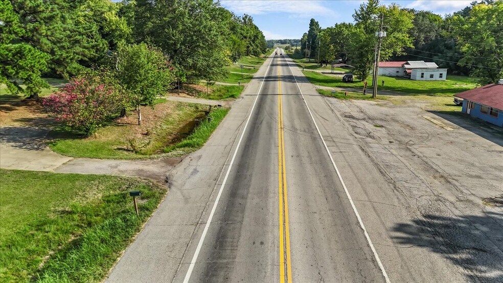 More Photos Of 2701 Pocola blvd, Pocola Industrial For Sale