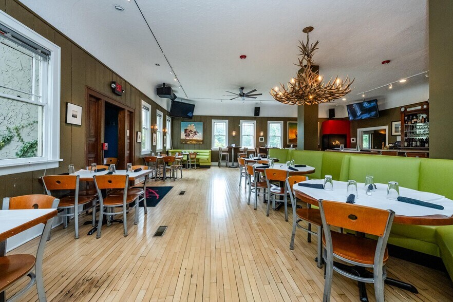 More Photos Of 16409 Red Arrow Hwy, Union Pier General Retail For Sale