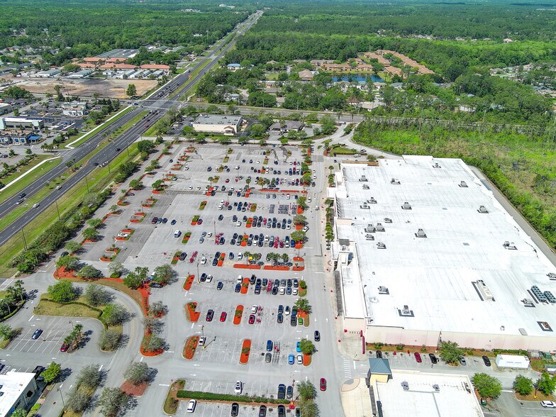 More Photos Of 4720 E Moody Blvd, Bunnell Freestanding For Sale