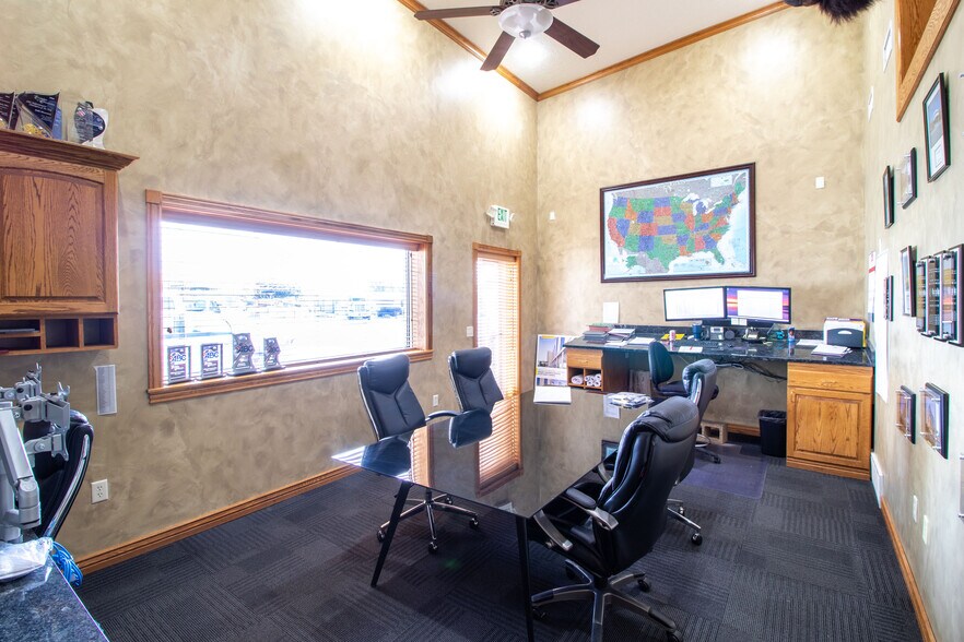 More Photos Of 335 S 1250 W, Lindon Self Storage For Lease