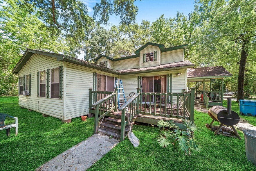 More Photos Of 19160 Terri Ln, Conroe Office Residential For Sale