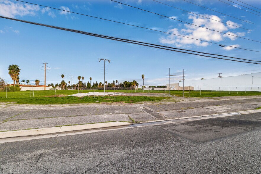 More Photos Of 7509 Arlington Ave, Riverside Land For Sale