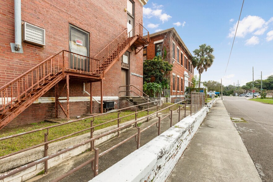 More Photos Of 1221 E 16th St, Jacksonville Schools For Sale