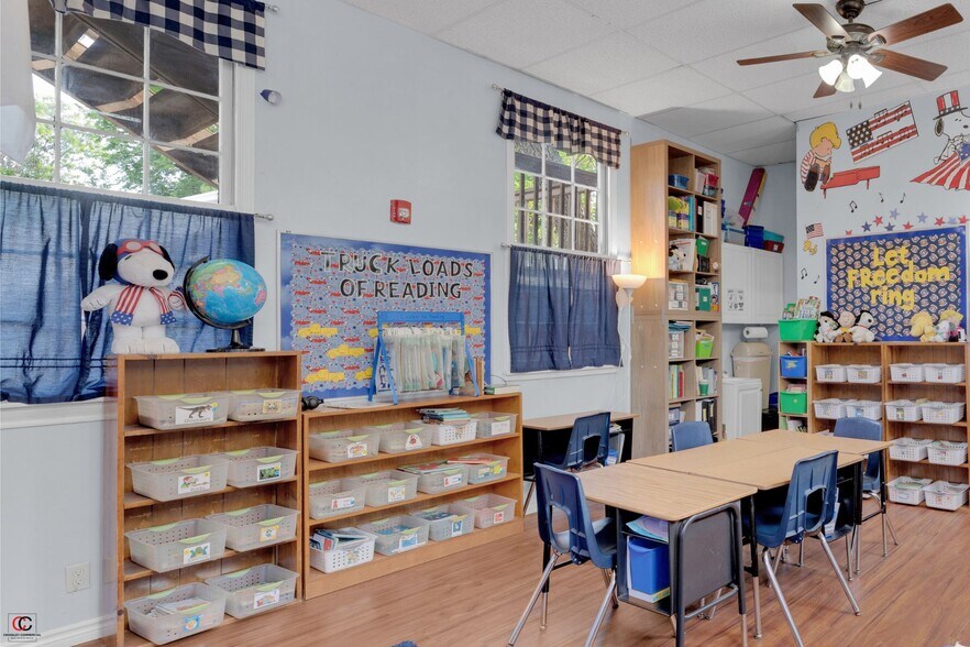 More Photos Of 14 Chisholm Trail Rd, Round Rock Schools For Sale