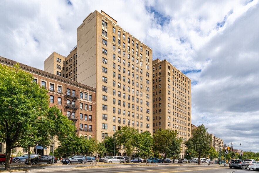 More Photos Of 135 Eastern Pkwy, Brooklyn Apartments For Lease