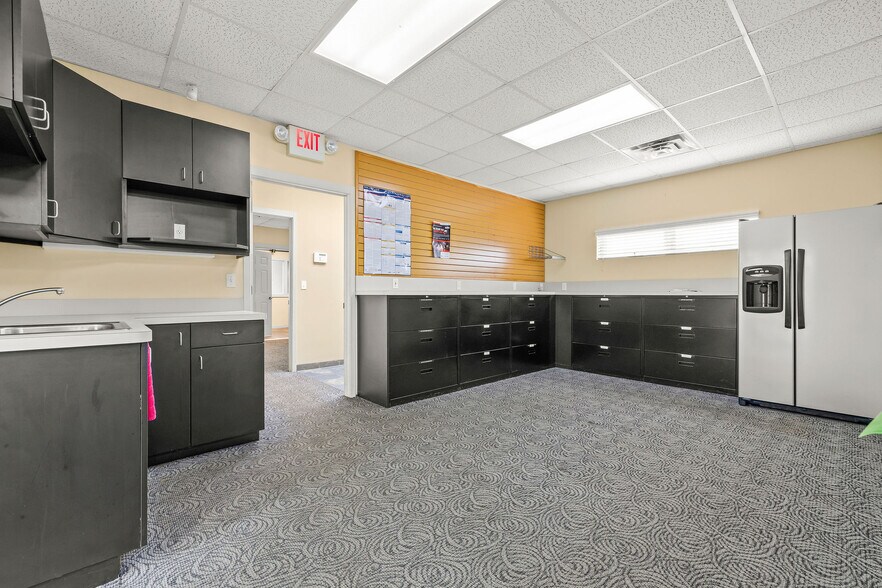 More Photos Of 2655-2679 N Meridian Rd, Sanford General Retail For Sale