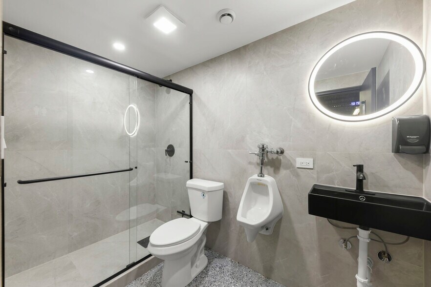 More Photos Of 103 Quarry Rd, Rochelle Warehouse For Sale