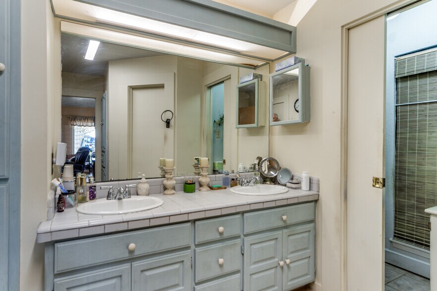 More Photos Of 636 FM 289, Comfort Land For Sale