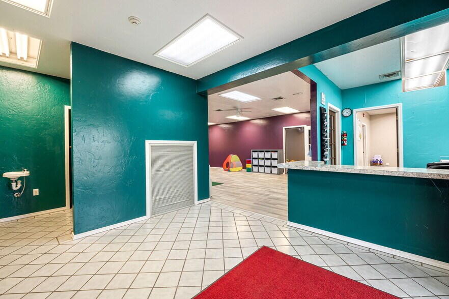 More Photos Of 1419 W London St, El Reno Religious Facility For Sale