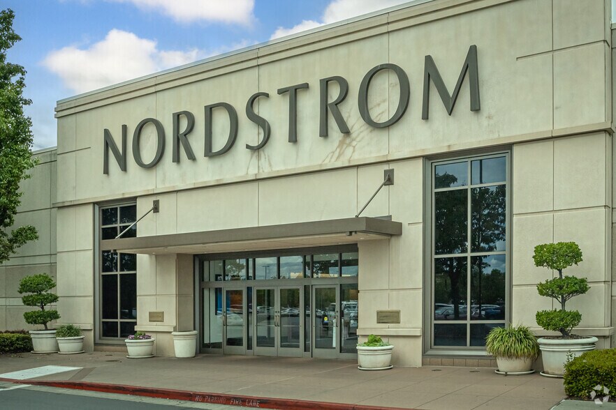 More Photos Of 1125-1197 Galleria Blvd, Roseville Unknown For Lease