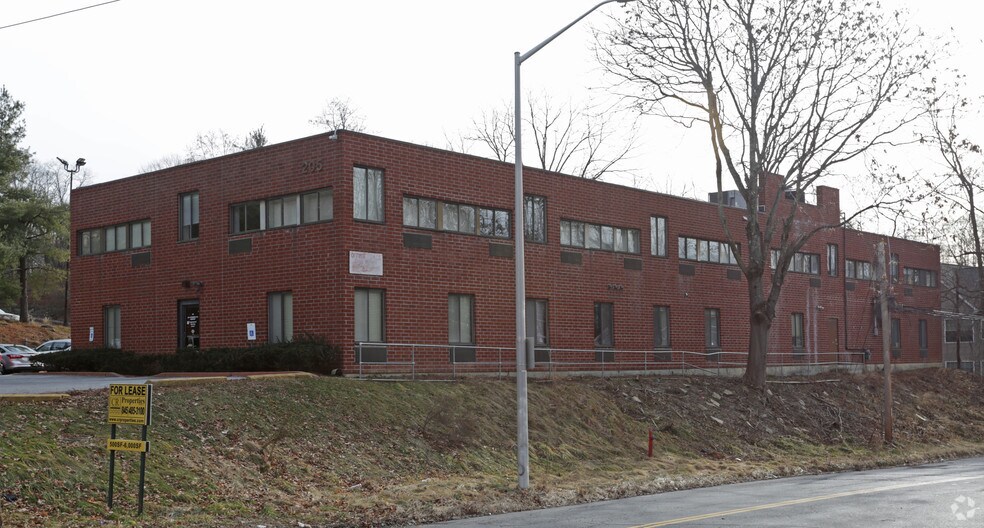 More Photos Of 201 South Ave, Poughkeepsie Unknown For Lease