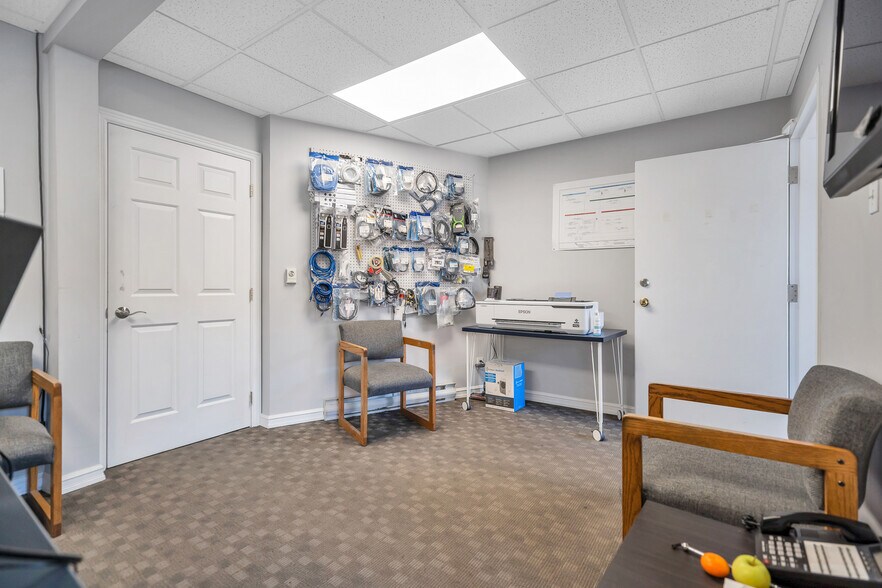 More Photos Of 12448 82nd Ave, Surrey Light Manufacturing For Sale