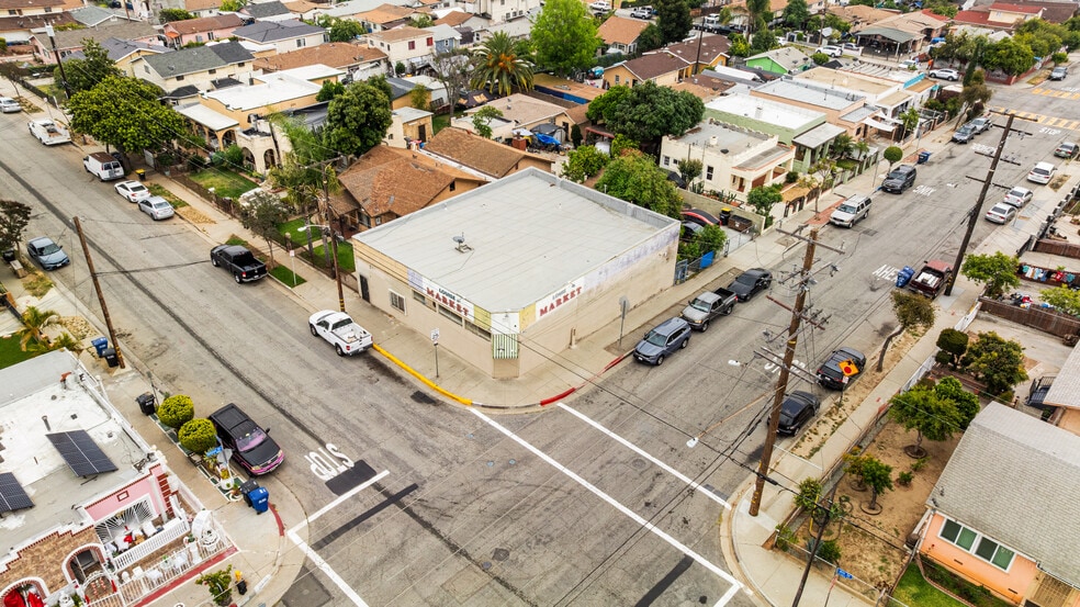 More Photos Of 600 S Ditman Ave, Los Angeles Multifamily For Sale