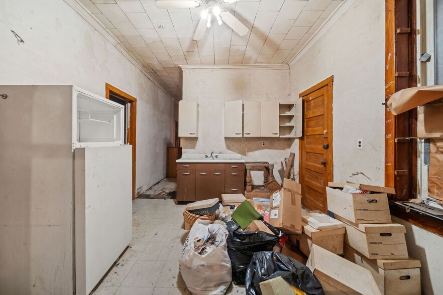 More Photos Of 2236 W 19th St, Chicago Apartments For Sale