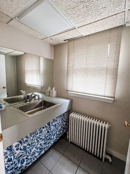 More Photos Of 136 Saint Paul St, Westfield Office Residential For Lease