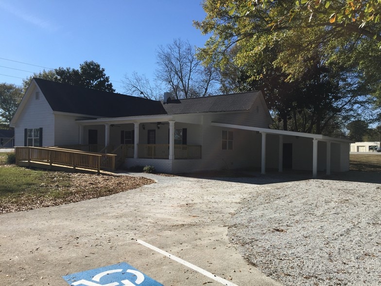 More Photos Of 4540 Lawrenceville Rd, Loganville Office Residential For Lease