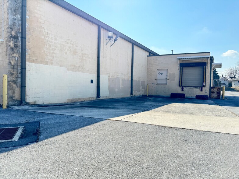 More Photos Of 1225 Ritner Hwy, Carlisle Storefront For Sale