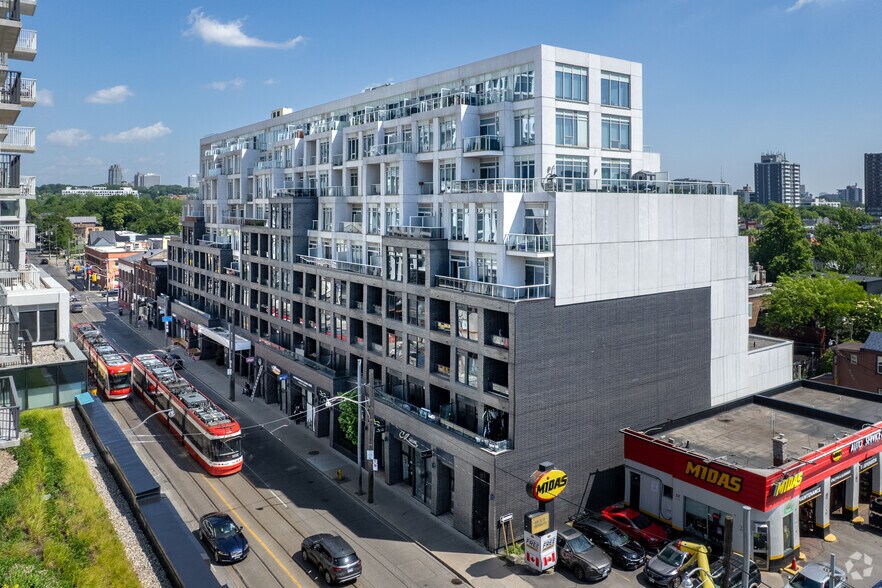 Primary Photo Of , Toronto Multifamily For Sale