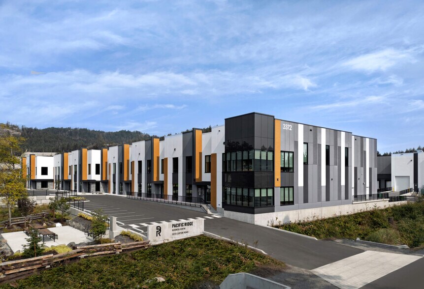 More Photos Of 3372 Luxton Rd, Langford Unknown For Lease