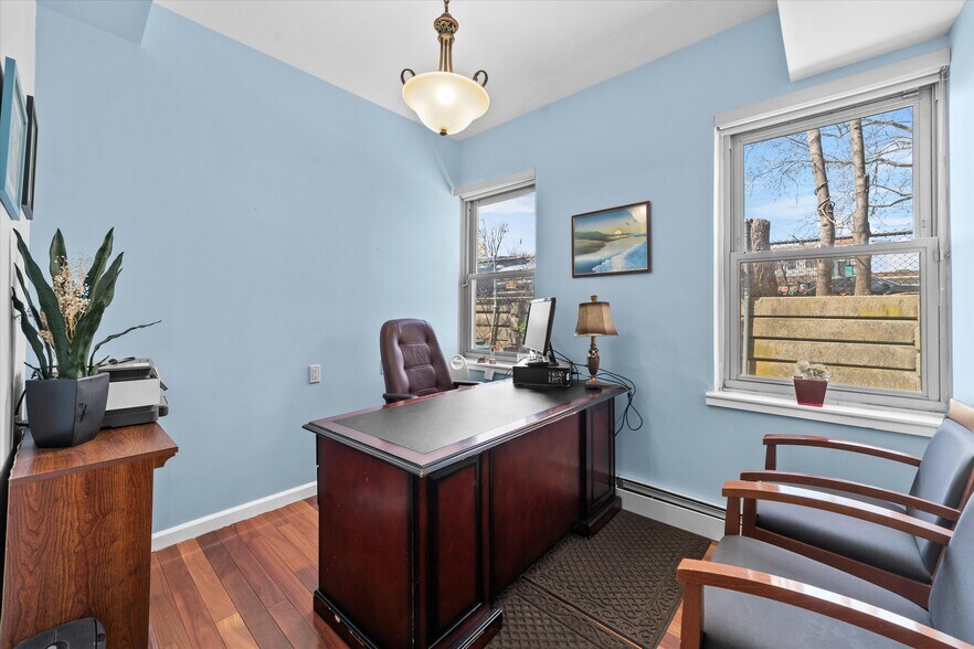 More Photos Of 130 Pondfield Rd, Bronxville Medical For Lease