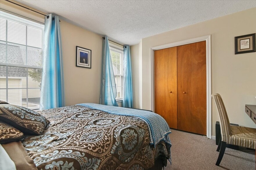 More Photos Of 141 Bellemonte Ave, Hawley Apartments For Sale