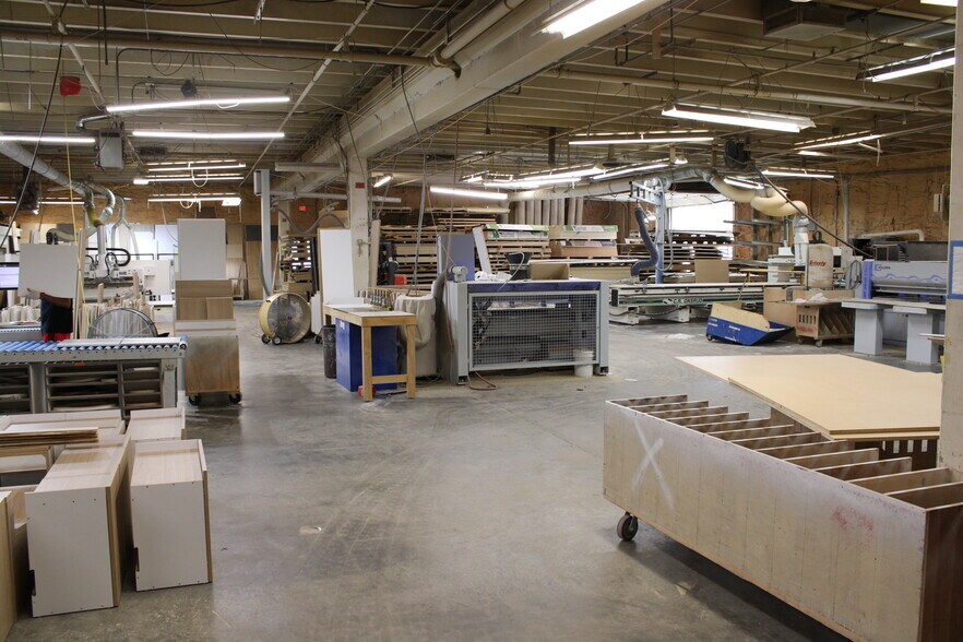 More Photos Of 1505 Cummings Dr, Richmond Warehouse For Lease