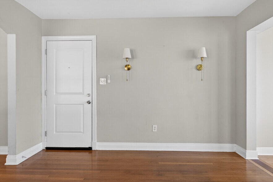 More Photos Of 1710 River Rd, Jacksonville Apartments For Sale