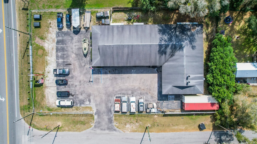 More Photos Of 982 E Hartshorn Ln, Holder Auto Repair For Sale