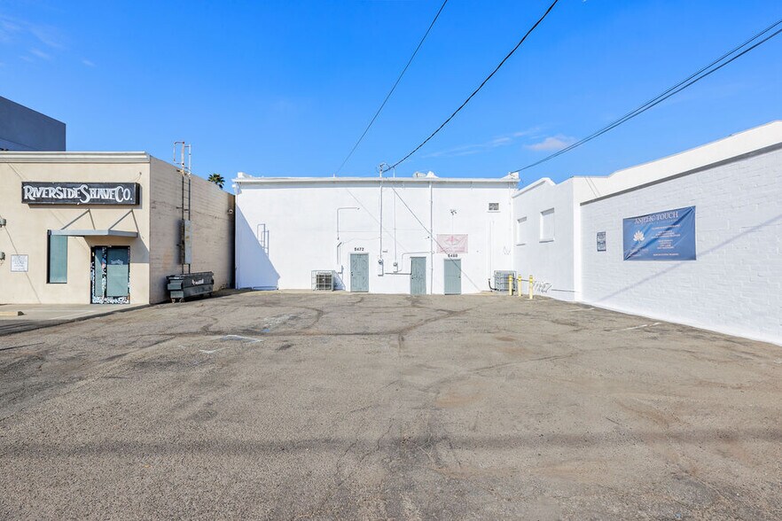 More Photos Of 9468-9472 Magnolia Ave, Riverside Storefront For Lease
