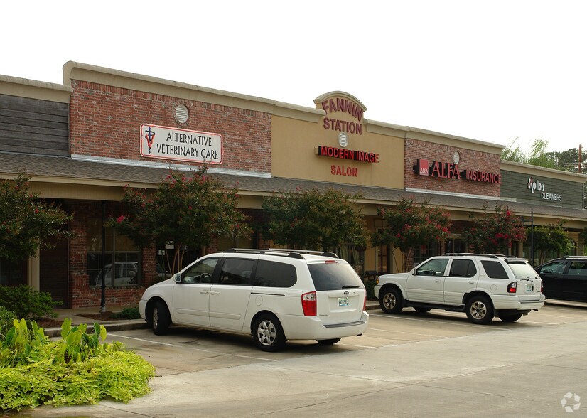 More Photos Of 1189-B Old Fannin Rd, Brandon Storefront For Lease