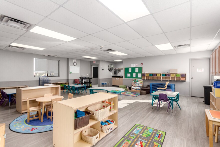 More Photos Of 1236 S Stapley Dr, Mesa Daycare Center For Sale