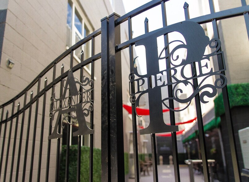 More Photos Of 797 E Market St, Akron Apartments For Sale