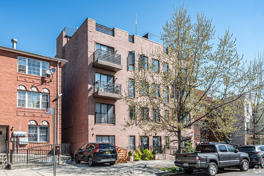 More Photos Of 199-201 Chauncey St, Brooklyn Apartments For Sale