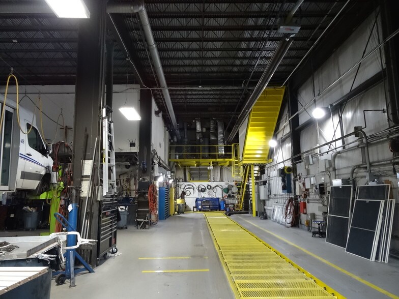 More Photos Of 80 Edison Ave, Mount Vernon Warehouse For Sale