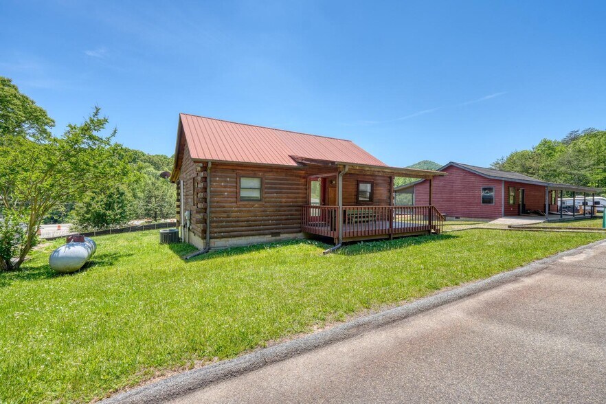 More Photos Of 23 & 60 Greenbriar Hwy, Blairsville Office For Sale