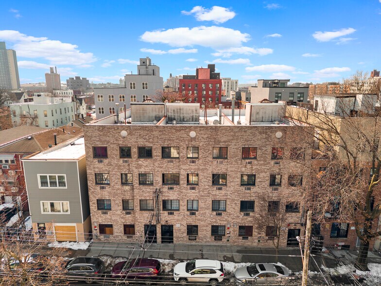 Primary Photo Of 720-724 E 217th, Bronx Apartments For Sale