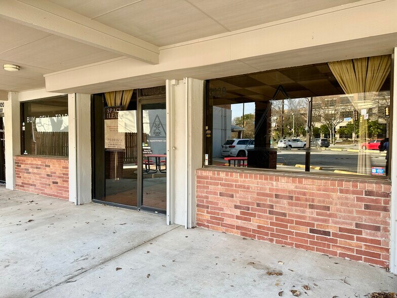 More Photos Of 3420-3440 N St Marys St, San Antonio Unknown For Lease