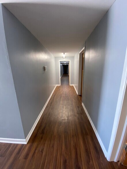 More Photos Of 3081-3089 Old Washington Rd, Waldorf General Retail For Lease