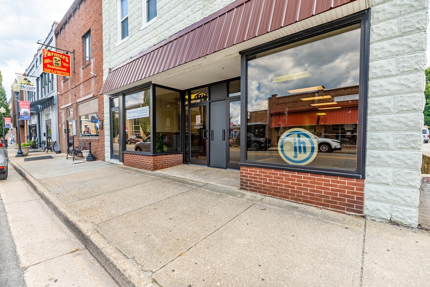 More Photos Of 215 S Main St, Blackstone Storefront For Sale