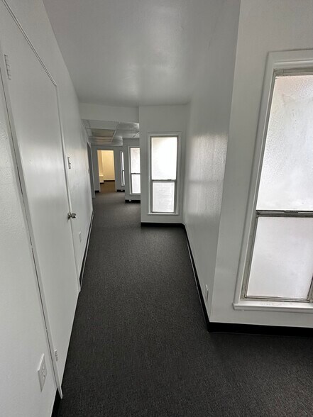 More Photos Of 4250-4252 Atlantic Ave, Long Beach Storefront Retail Office For Lease