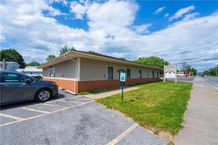 More Photos Of 1107 Floyd Ave, Rome Medical For Sale