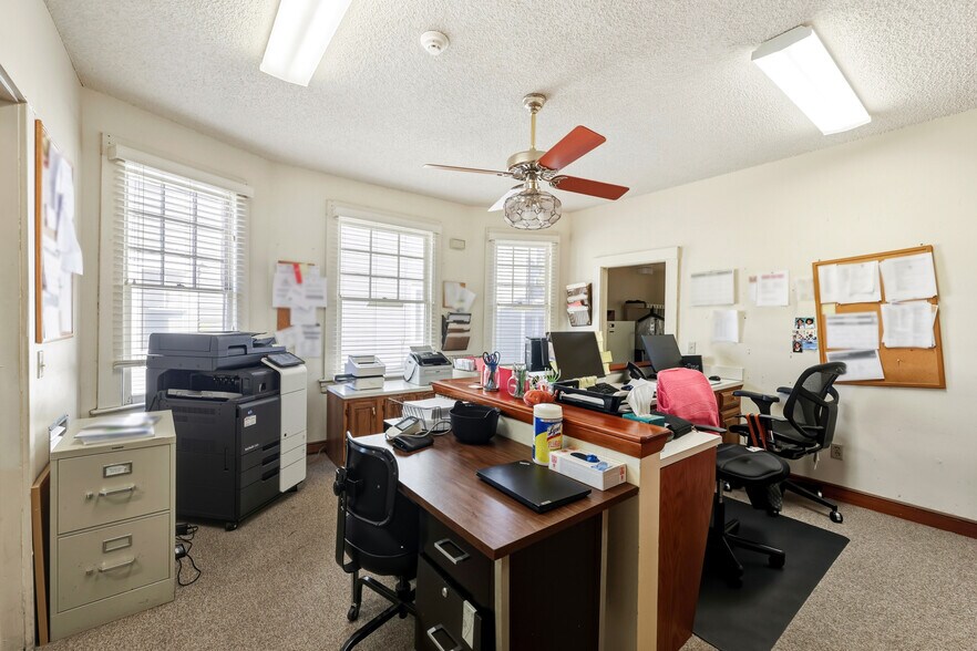 More Photos Of 2585 Herschel St, Jacksonville Office For Sale