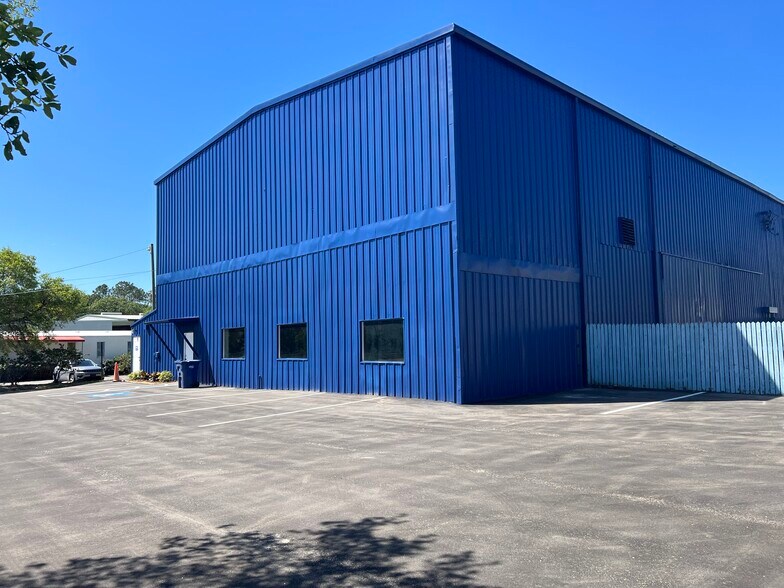 Primary Photo Of 2102 Orient Rd, Tampa Warehouse For Sale