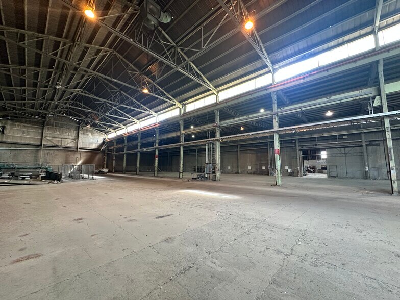 More Photos Of 2450 S 32nd St, Billings Warehouse For Sale