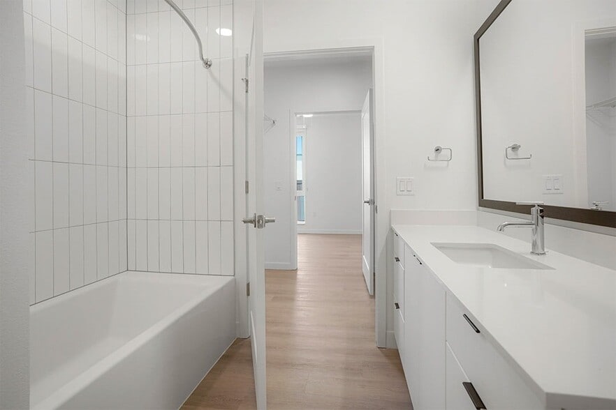 More Photos Of 1010 N Santa Fe Dr, Denver Apartments For Lease