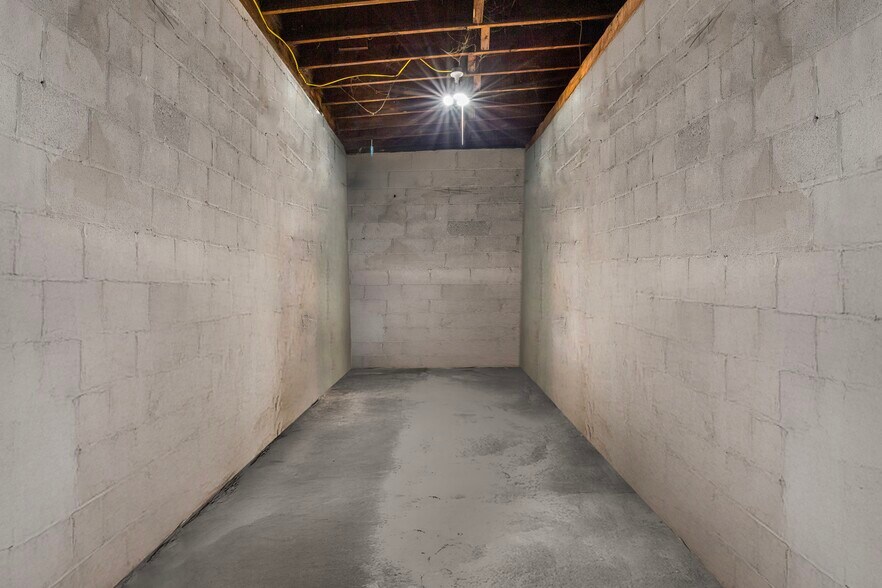 More Photos Of 15 N White St, Poughkeepsie Warehouse For Sale