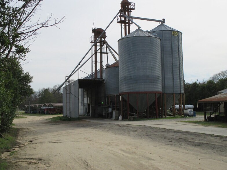 More Photos Of 3970 Camden Hwy hwy, Dalzell Land For Sale